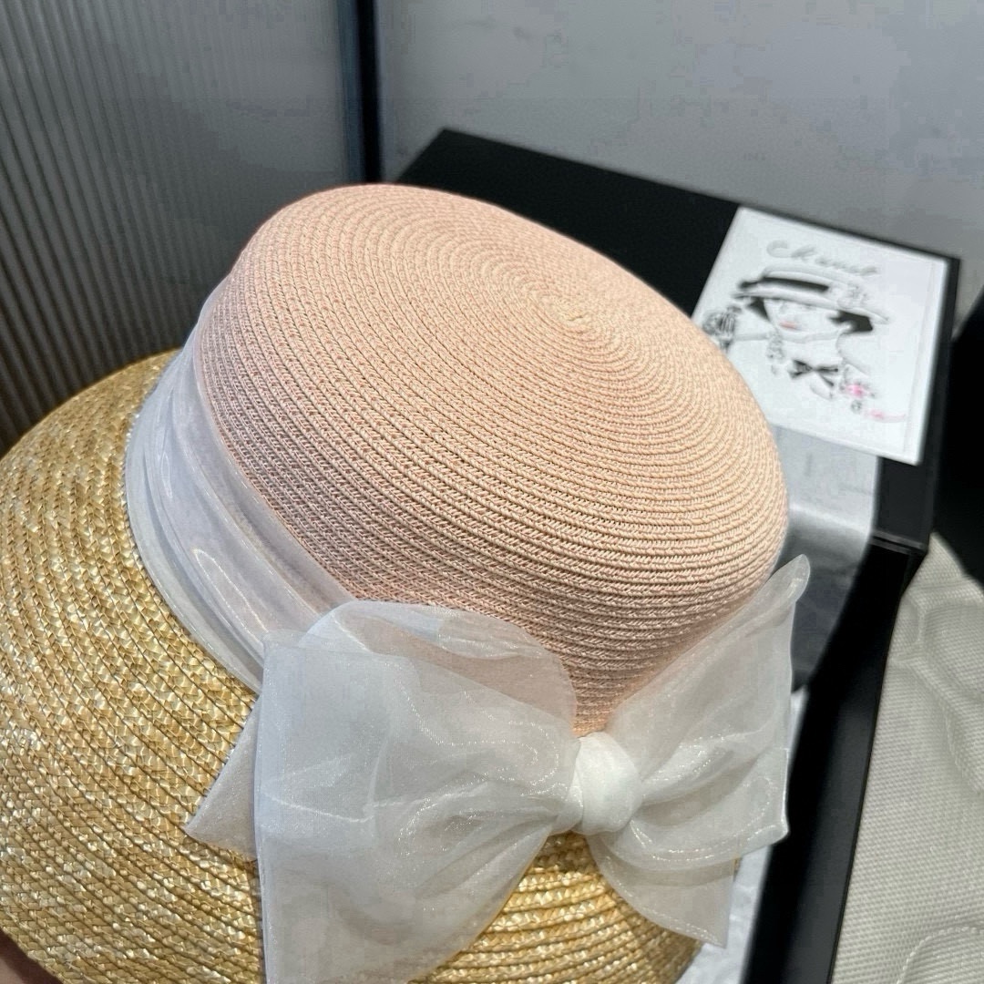 🆕

Dior迪奥新款礼帽，高级PP草，拼色盆帽，名媛风，头围57cm