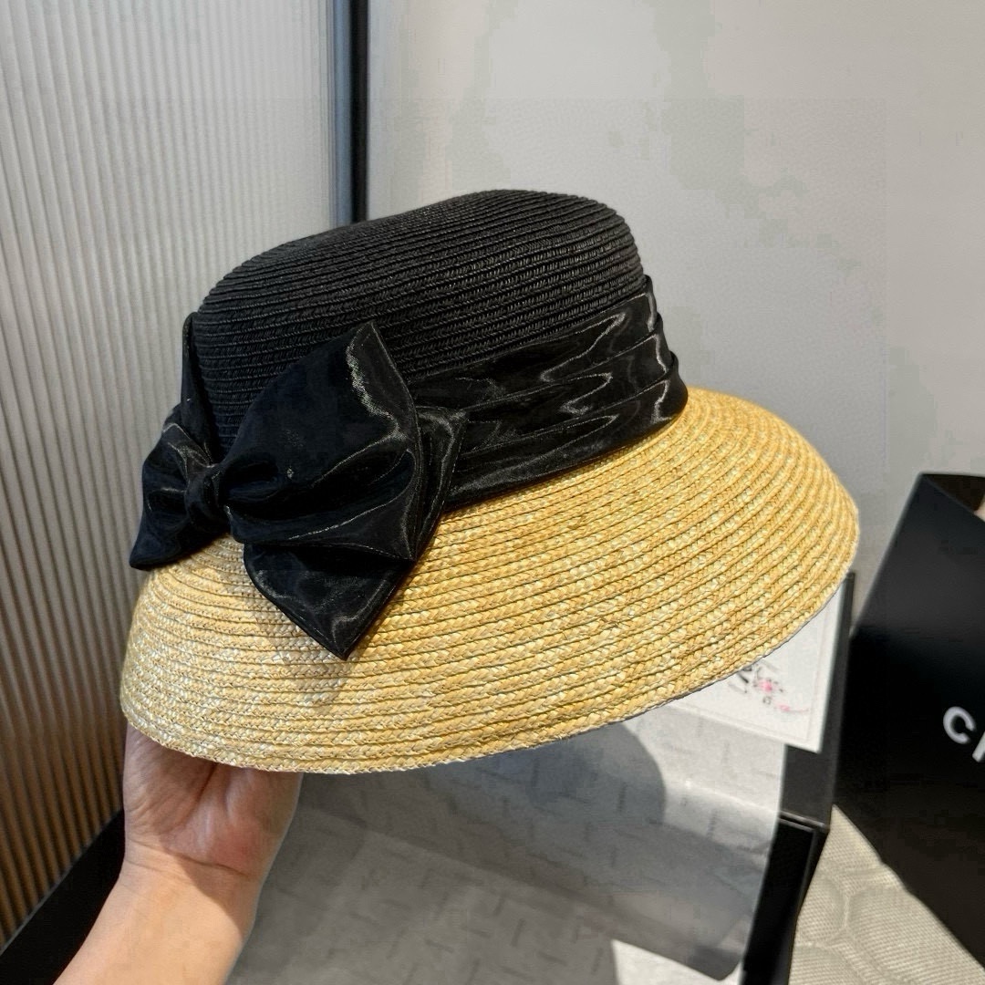 🆕

Dior迪奥新款礼帽，高级PP草，拼色盆帽，名媛风，头围57cm