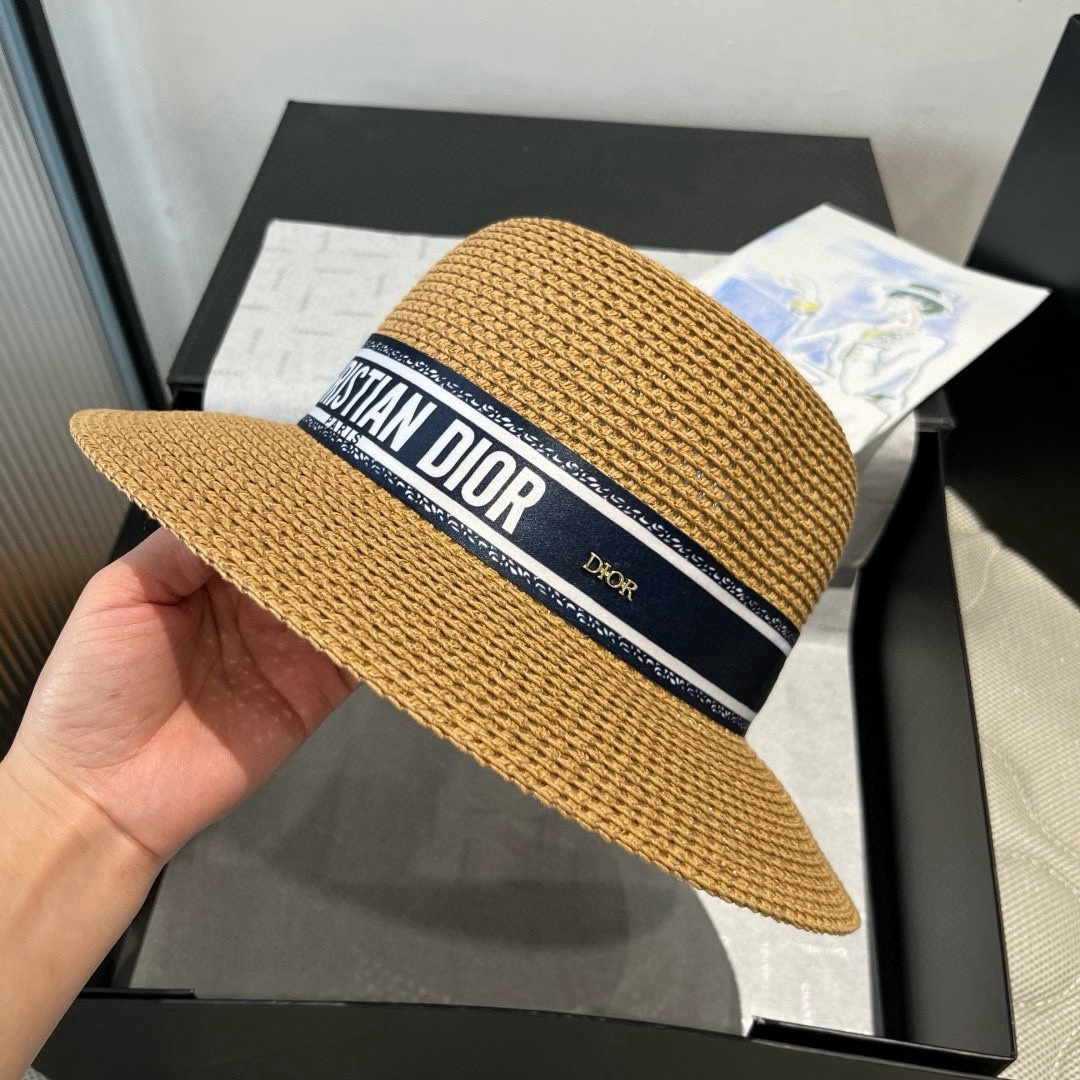 🆕
Dior迪奥盆帽 、盆帽，头围57cm
