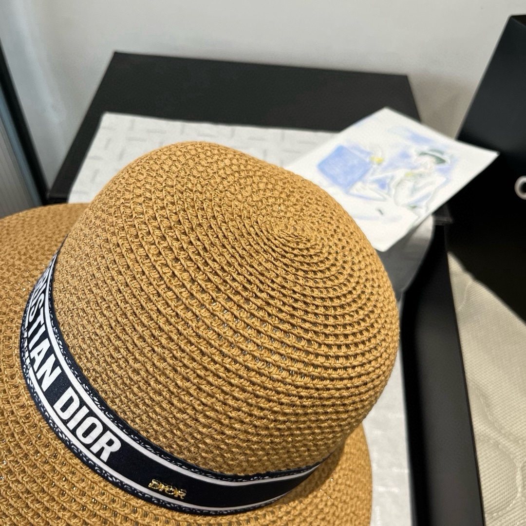 🆕
Dior迪奥盆帽 、盆帽，头围57cm