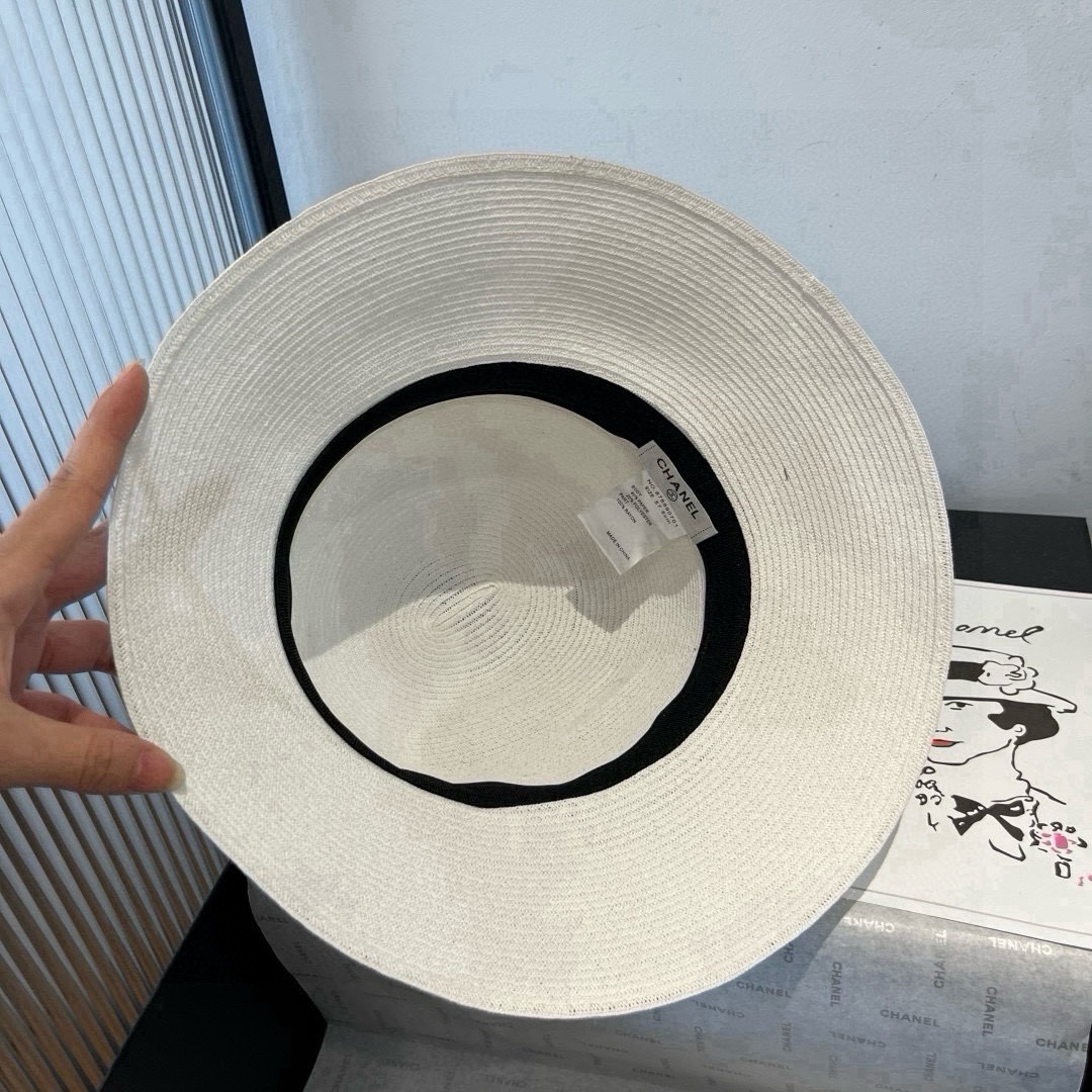 🆕

香奈儿新款草帽，头围57cm