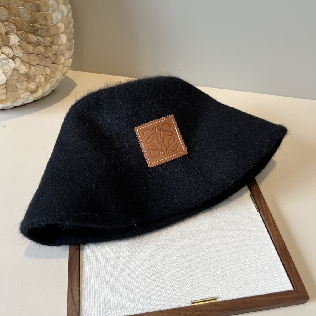 🆕

罗意威新款手抓渔夫帽，头围57cm