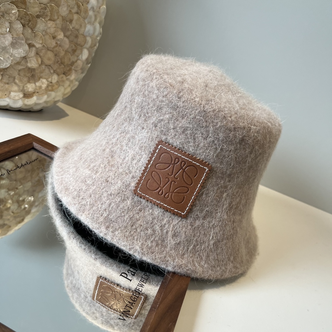 🆕

罗意威新款手抓渔夫帽，头围57cm