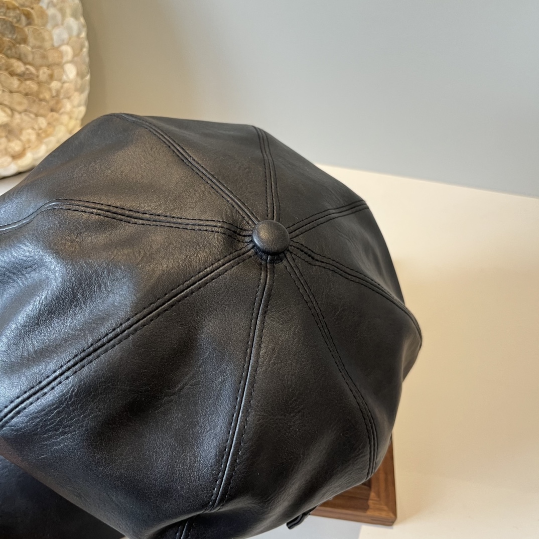 🆕

2025克罗心新款鸭舌画家帽，头围57cm