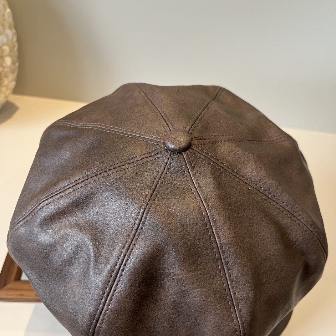 🆕

2025克罗心新款鸭舌画家帽，头围57cm