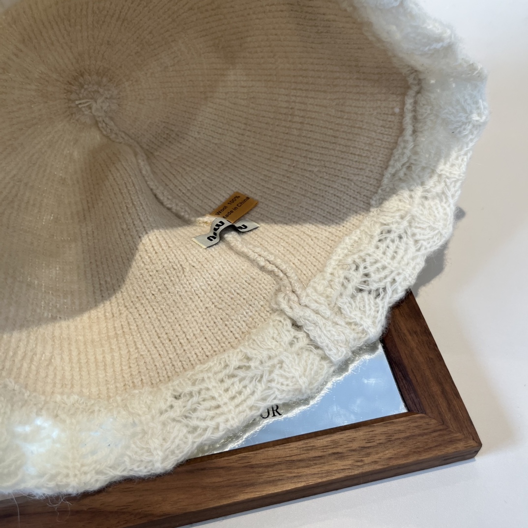 🆕

miumiu缪缪新款手抓针织帽, 头围57cm