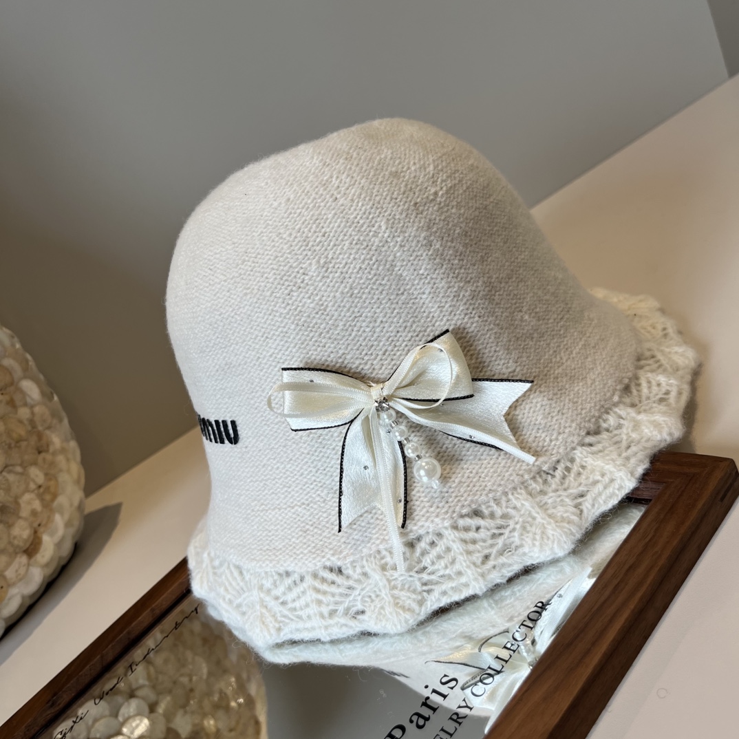 🆕

miumiu缪缪新款手抓针织帽, 头围57cm