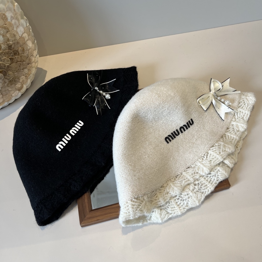 🆕

miumiu缪缪新款手抓针织帽, 头围57cm