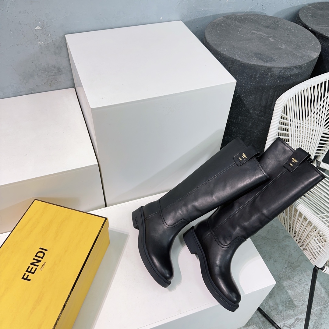 “Top-Quality Freddy FENDI 25s Old Fleece Boot Series for Autumn and Winter – Review” - 图片 2