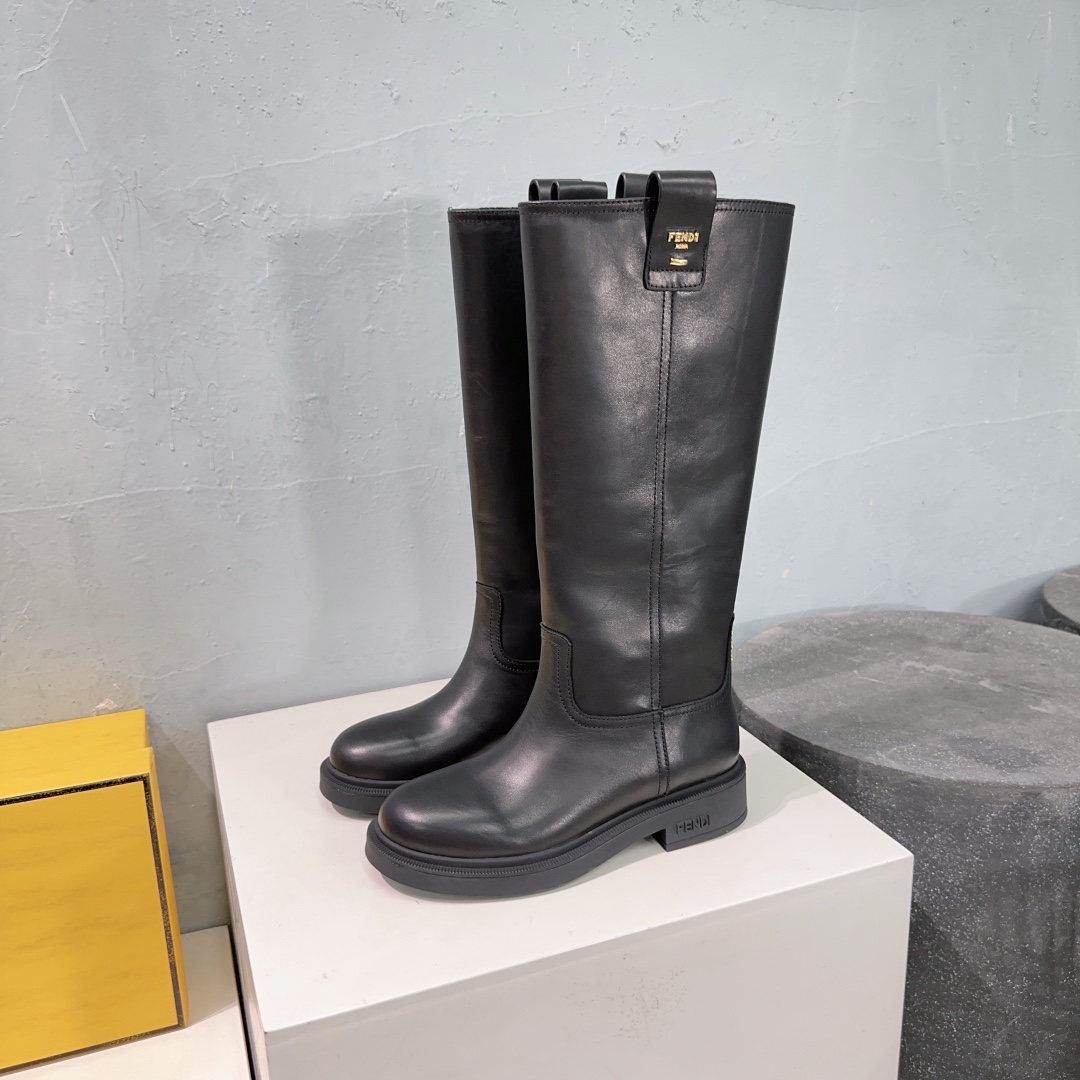 “Top-Quality Freddy FENDI 25s Old Fleece Boot Series for Autumn and Winter – Review” - 图片 3