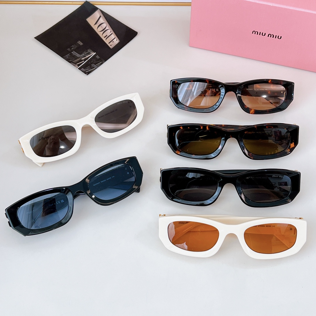  MIU MI* 
MODEL：MU04UV
SIZE：52口23-145 
🔝🔝