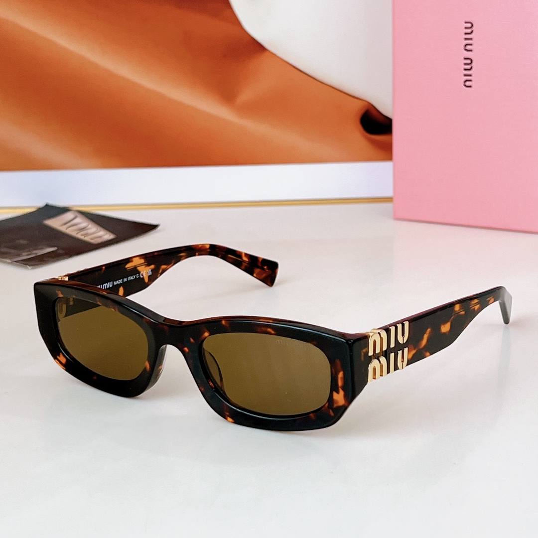  MIU MI* 
MODEL：MU04UV
SIZE：52口23-145 
🔝🔝