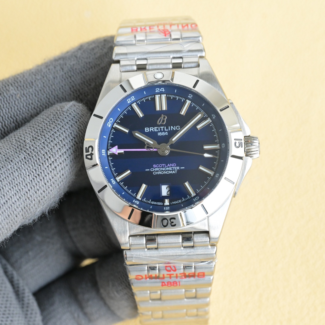 “Breitling Chronomat Automatic GMT 40: Stylish Dual Time Zone Watch with Steel Bracelet” - 图片 3