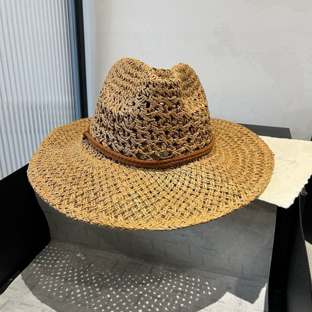 🆕

华伦天奴新款礼帽，咸草制作，头围57cm