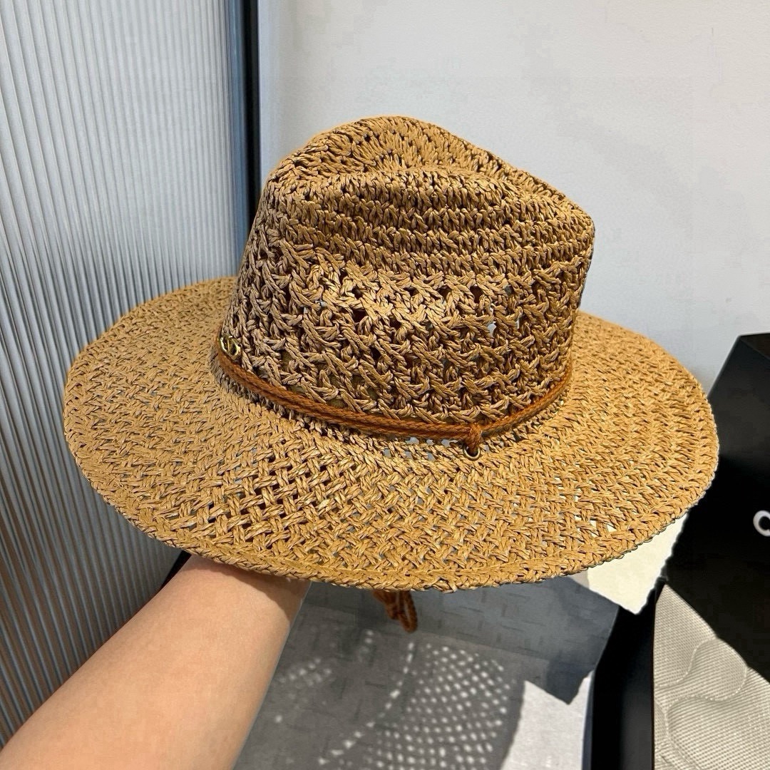 🆕

华伦天奴新款礼帽，咸草制作，头围57cm