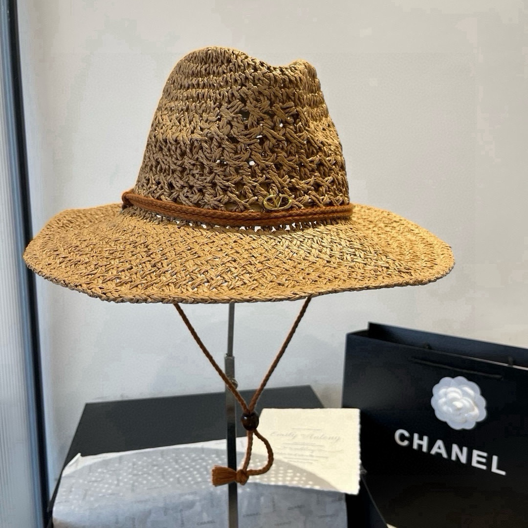 🆕

华伦天奴新款礼帽，咸草制作，头围57cm