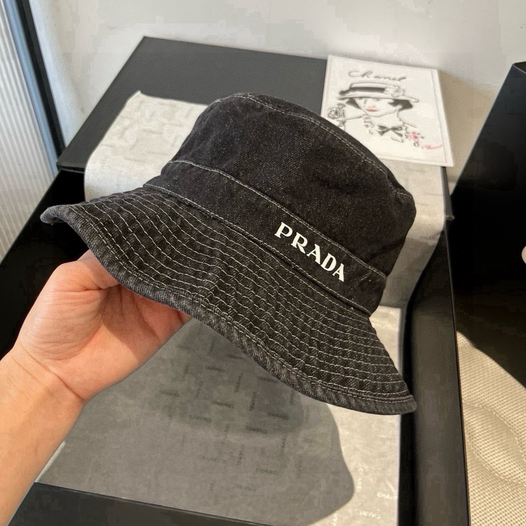 🆕

PRADA普拉达新款遮阳渔夫帽、防紫外线布帽，可折叠头围57cm