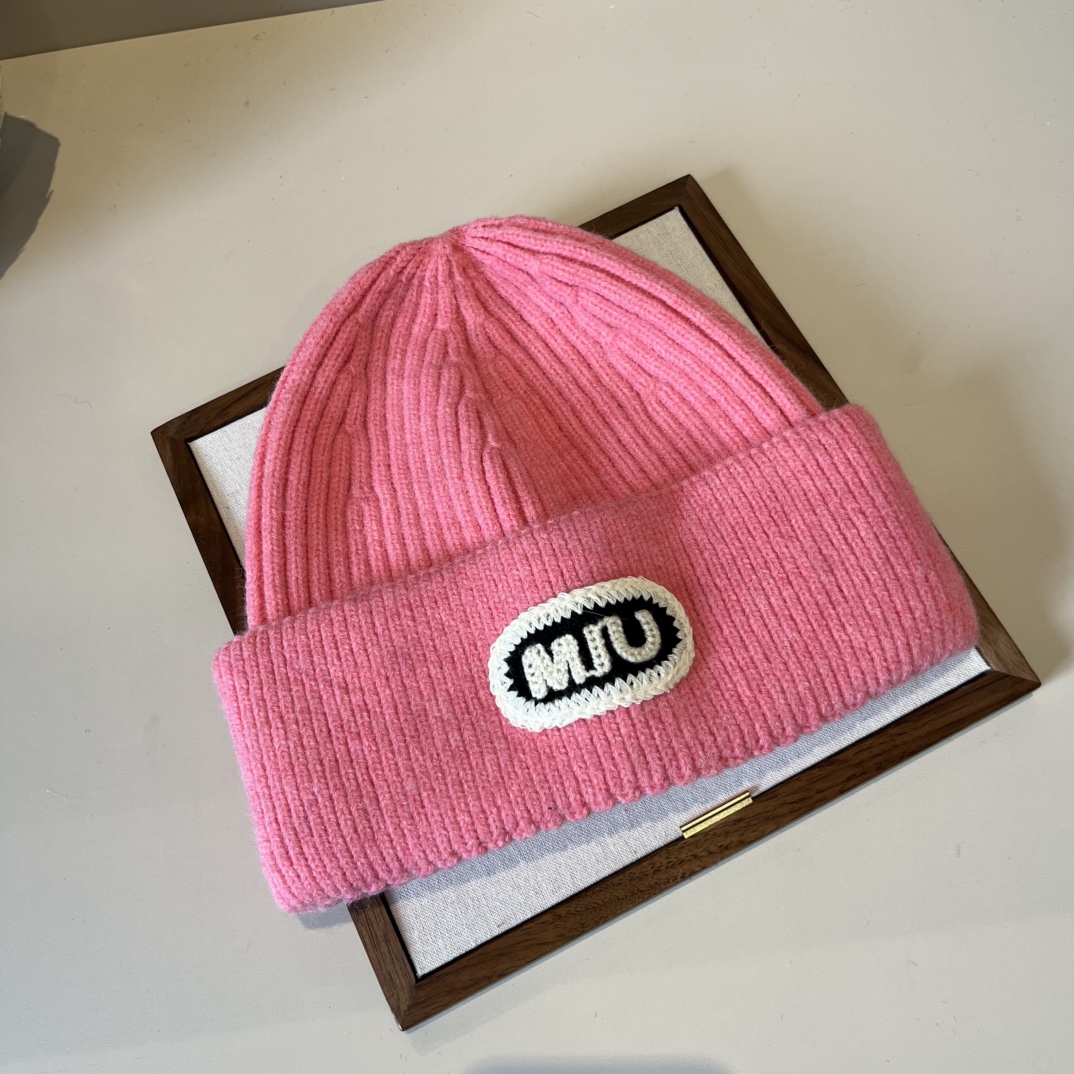 🆕

缪缪新款针织毛线帽