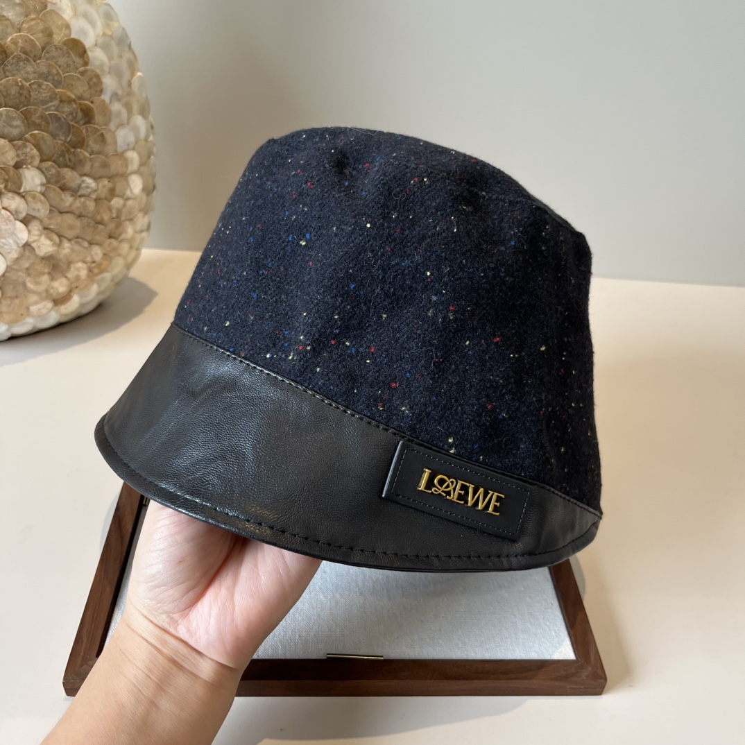 🆕

罗意威新款渔夫帽, 头围57cm