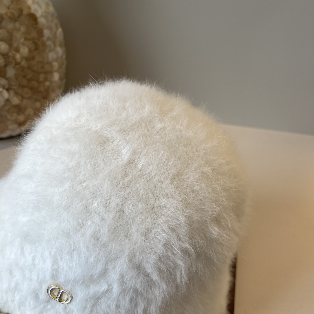 🆕

Dior迪奥新款渔夫帽, 头围57cm