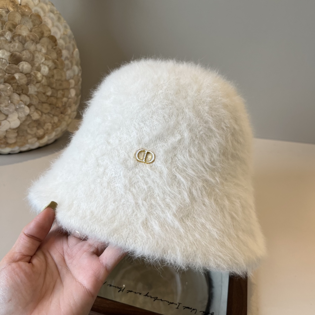 🆕

Dior迪奥新款渔夫帽, 头围57cm