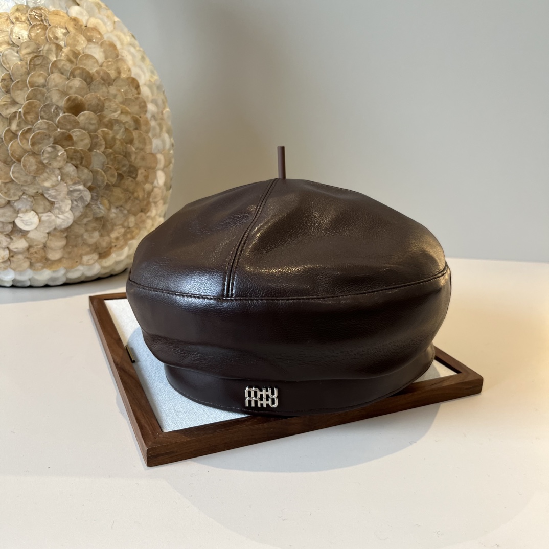 🆕

miumiu缪缪新款贝雷帽 头围57cm