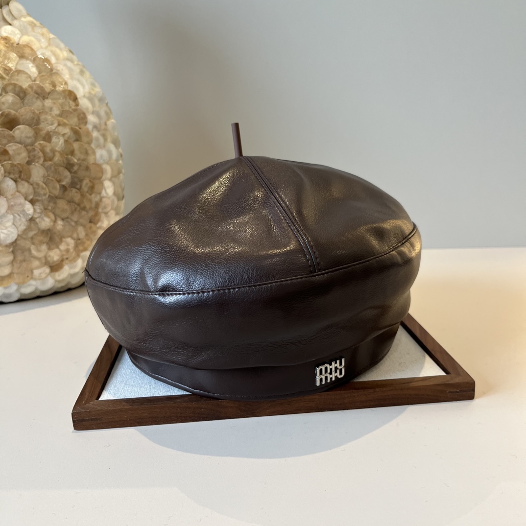 🆕

miumiu缪缪新款贝雷帽 头围57cm