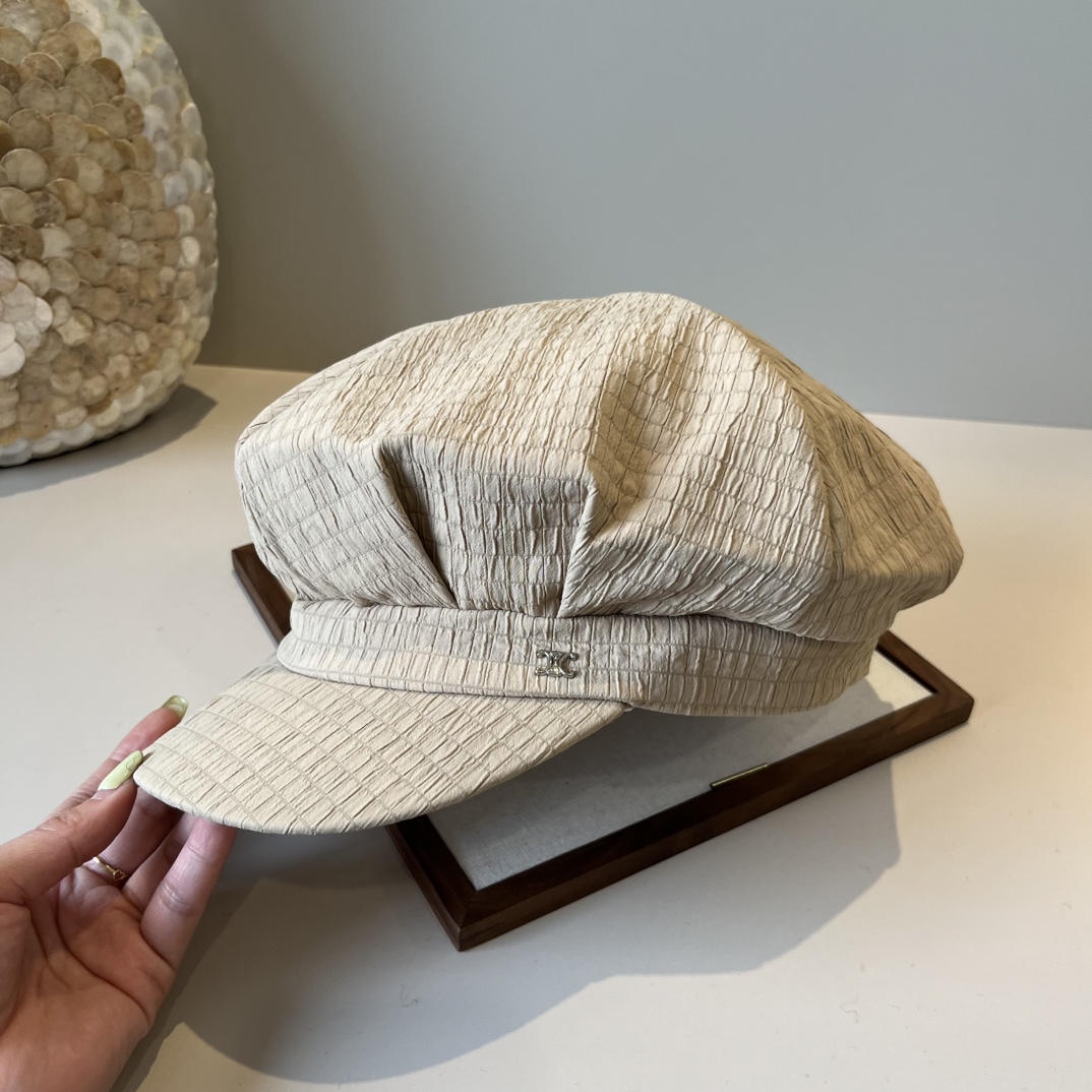 🆕

Celine赛琳新款鸭舌画家帽，秋冬款，头围57cm