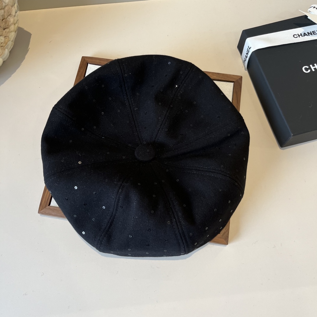 🆕

Chanel香奈儿新款贝雷帽 头围57cm