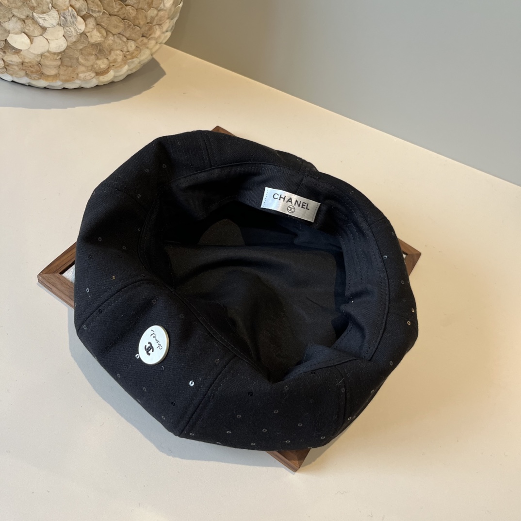 🆕

Chanel香奈儿新款贝雷帽 头围57cm