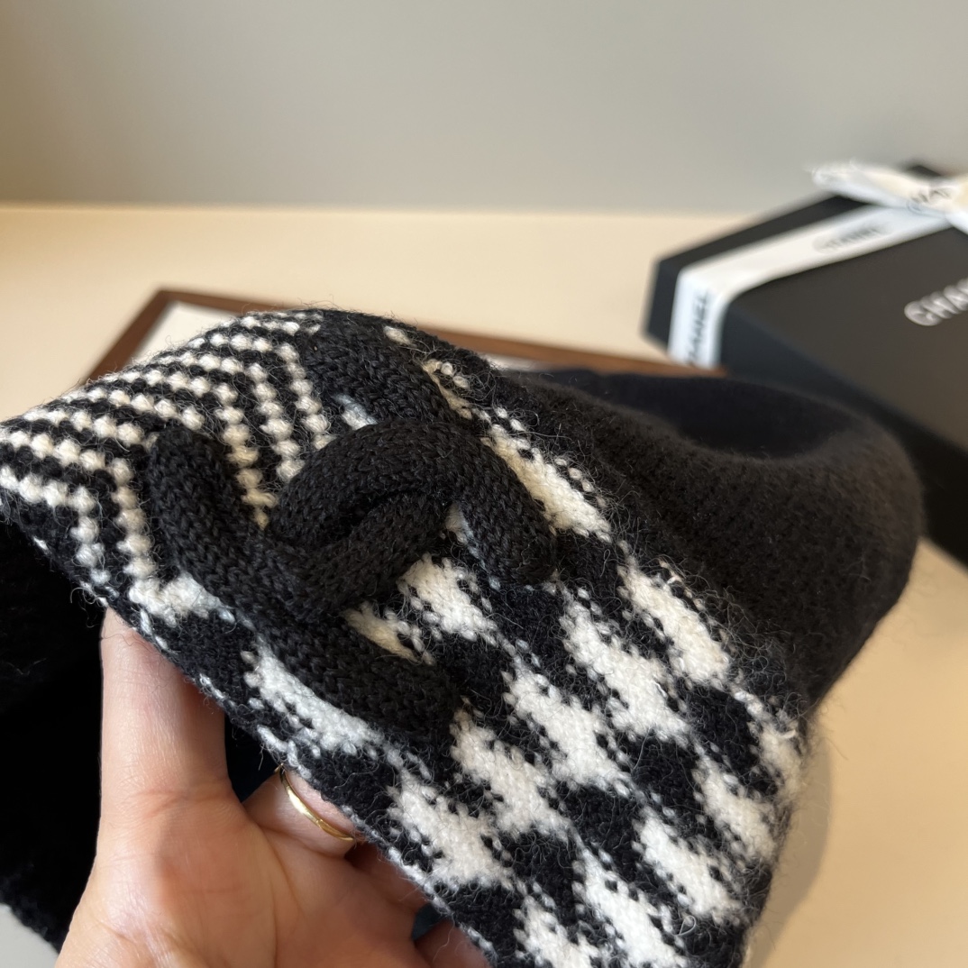 🆕

Chanel香奈儿针织毛线帽