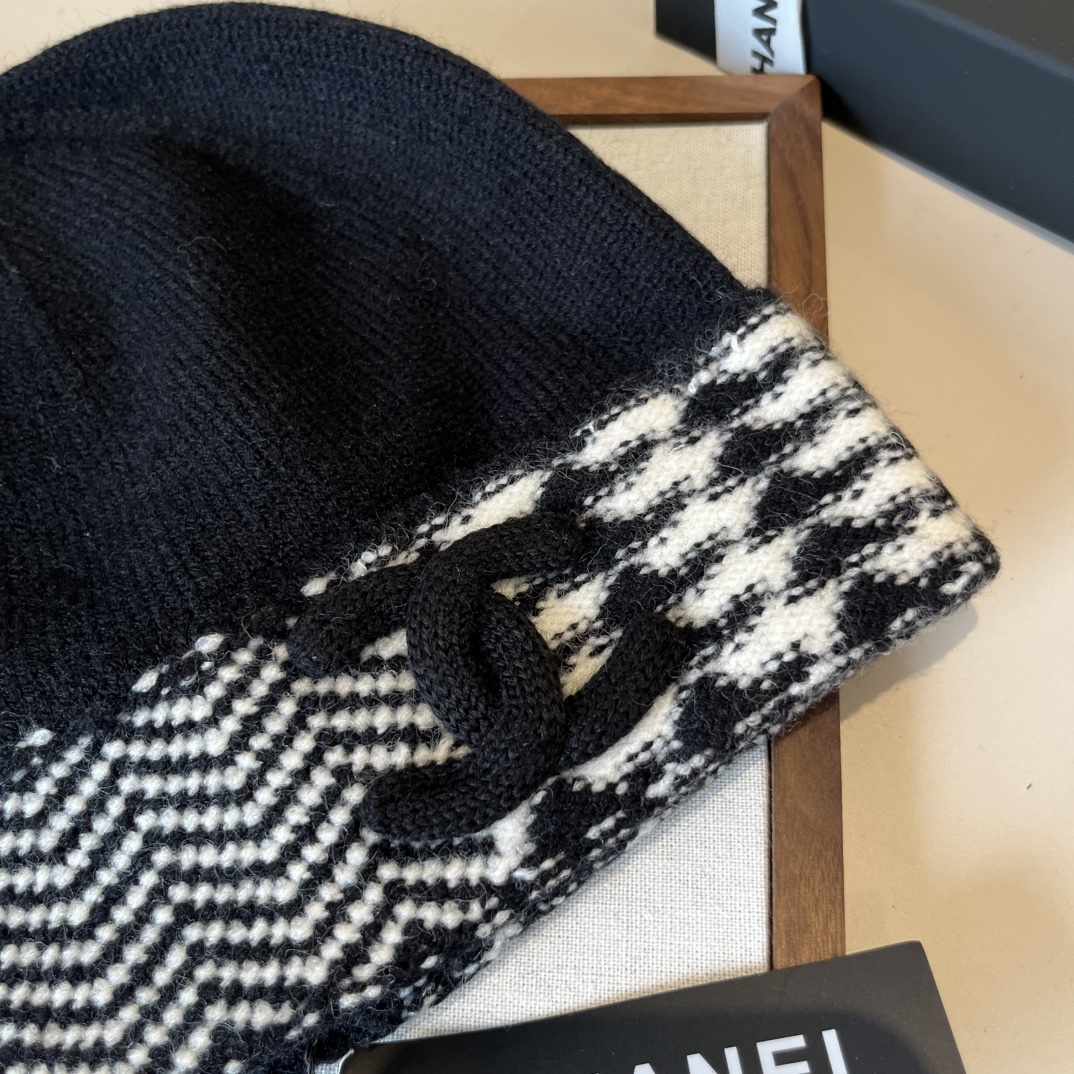 🆕

Chanel香奈儿针织毛线帽