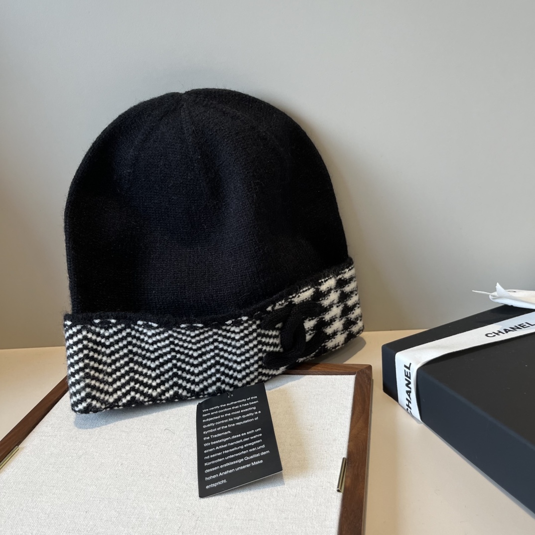 🆕

Chanel香奈儿针织毛线帽