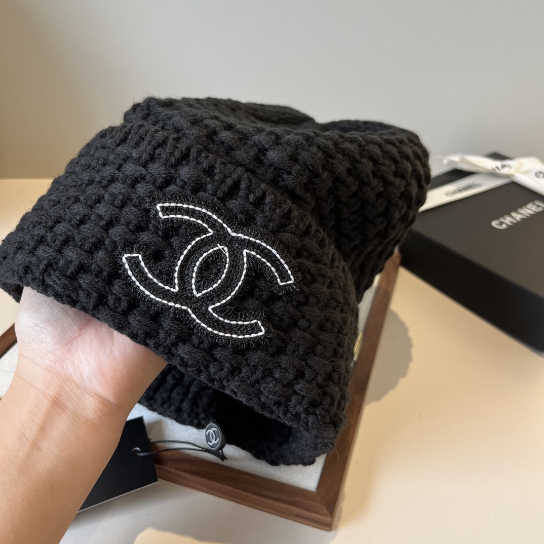 🆕

Chanel香奈儿针织毛线帽