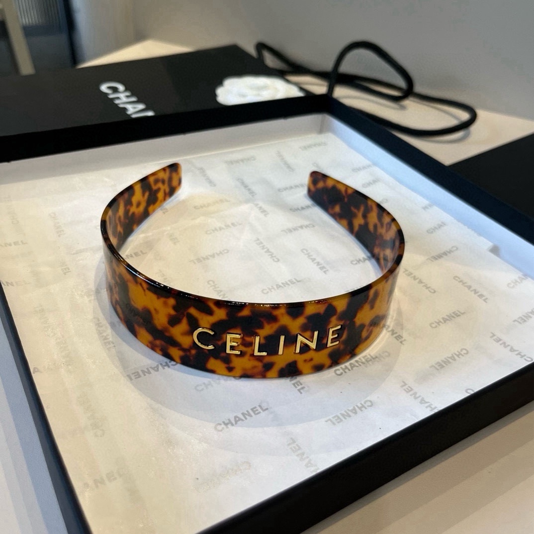 🆕

Celine赛琳新款发箍