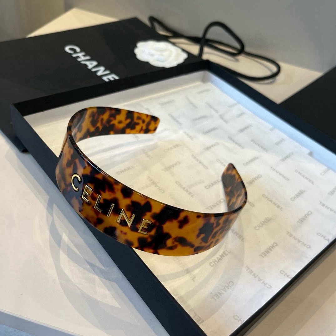 🆕

Celine赛琳新款发箍