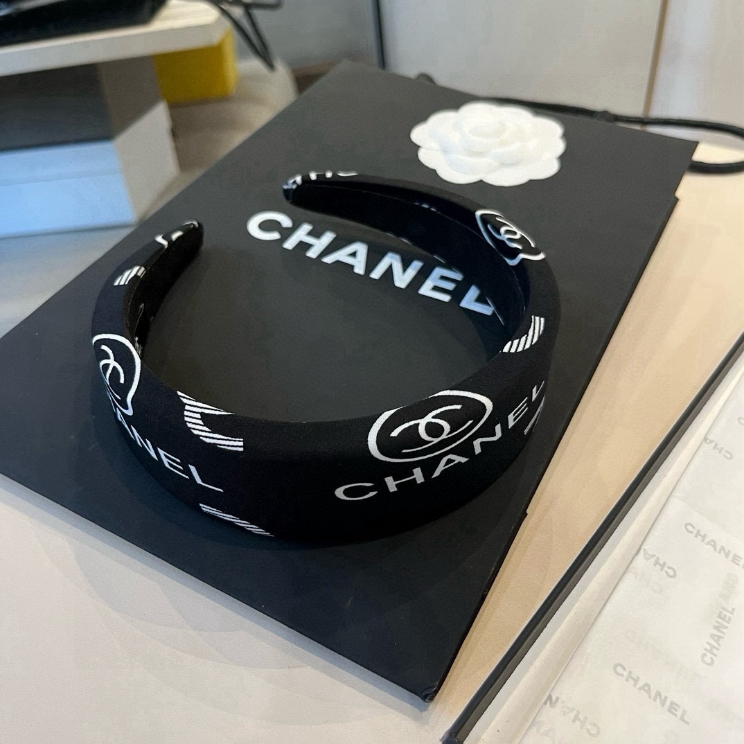 🆕

Chanel香奈儿发箍