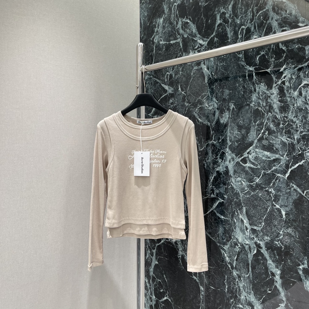 Autumn New Women’s Suit with Classic Logo and Fairy Tale Design – Two-Color Options, SML Sizes - 图片 4