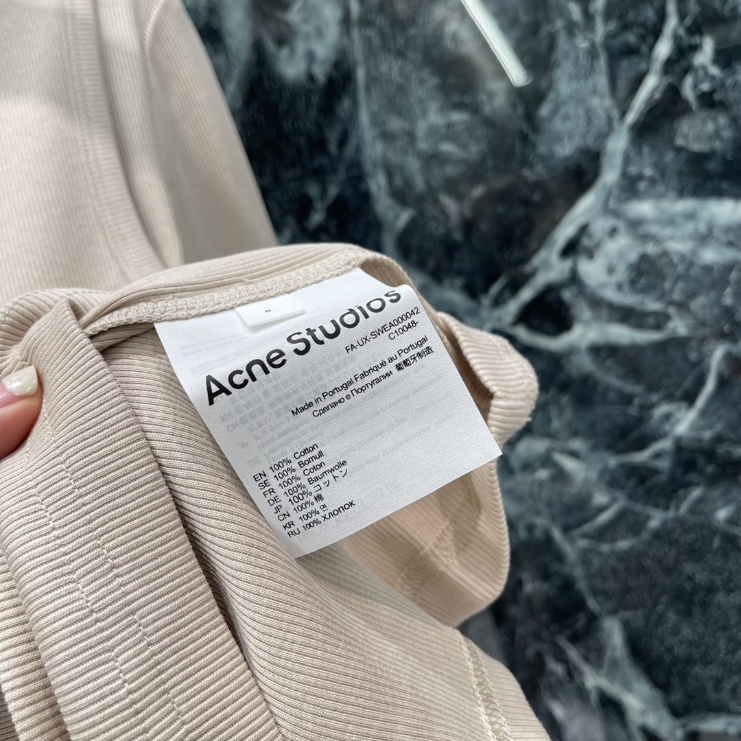 Autumn New Women’s Suit with Classic Logo and Fairy Tale Design – Two-Color Options, SML Sizes - 图片 8