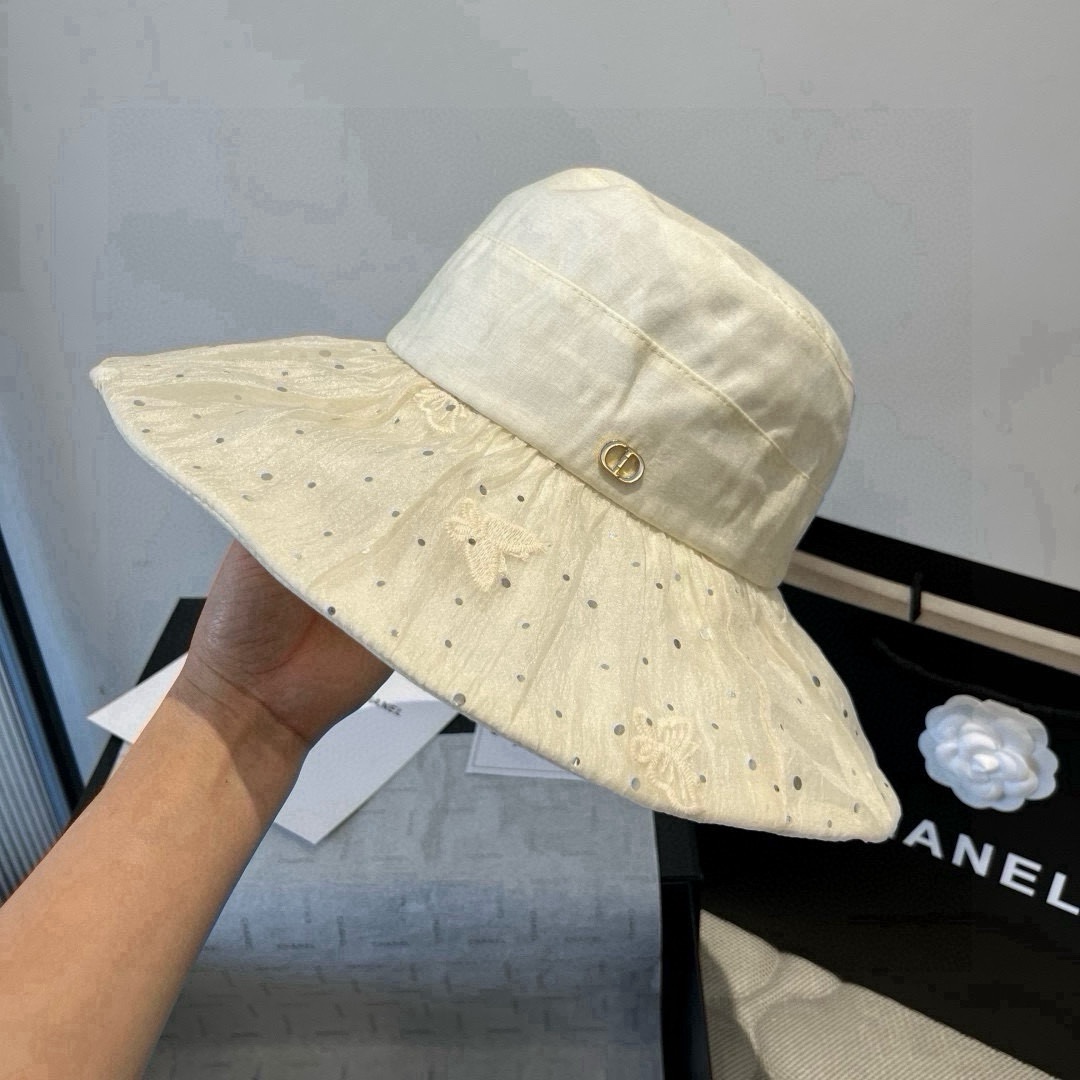 NO:362272,Dior new sun visor fisherman hat, ruffled sun hat, socialite style, head circumference 57cm hat, straw hat, fisherman hat, baseball hat, knit hat, hat, dior, dior, espadrilles, hatsDior迪奥新款遮阳渔夫帽,荷叶边遮阳帽,名媛风,头围57cm帽子草帽渔夫帽棒球帽针织帽,帽子,dior,dior,espadrilles,hats,hat