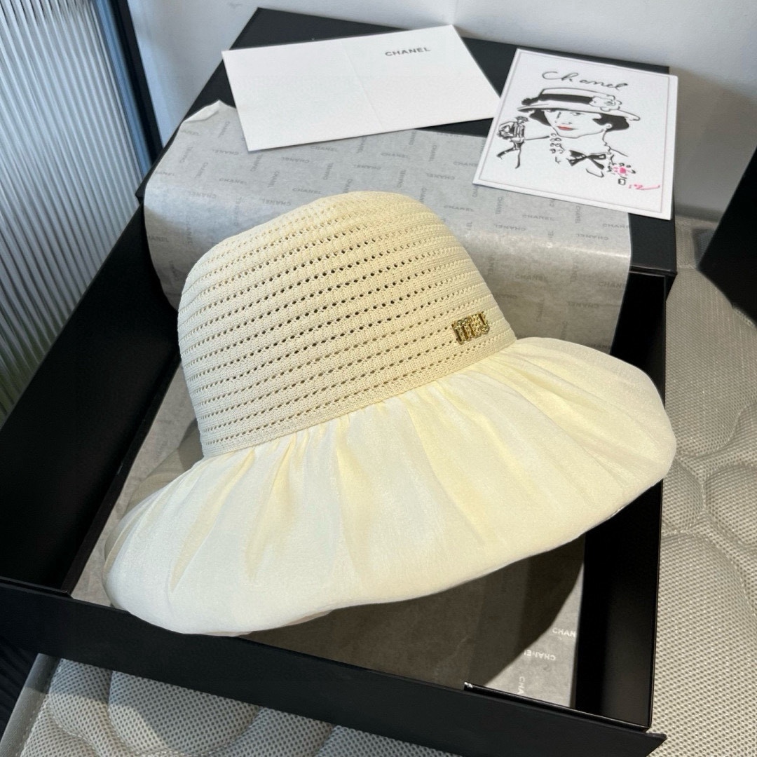 🆕

miumiu缪缪新款灯笼帽，遮阳草帽，防紫外线帽檐，头围57cm