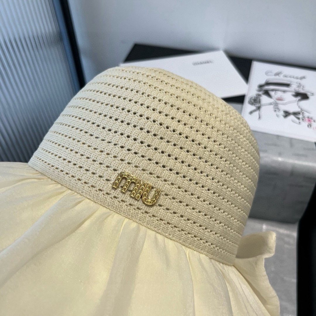 🆕

miumiu缪缪新款灯笼帽，遮阳草帽，防紫外线帽檐，头围57cm