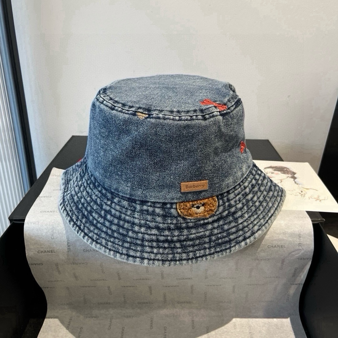 🆕

burberry巴宝莉新款牛仔渔夫帽，头围57cm