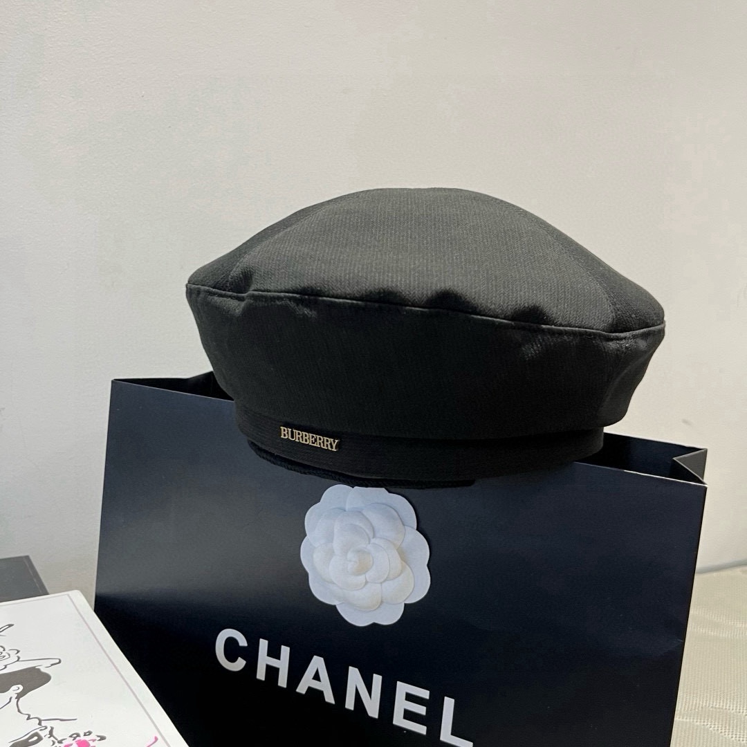 🆕

巴宝莉新款贝雷帽