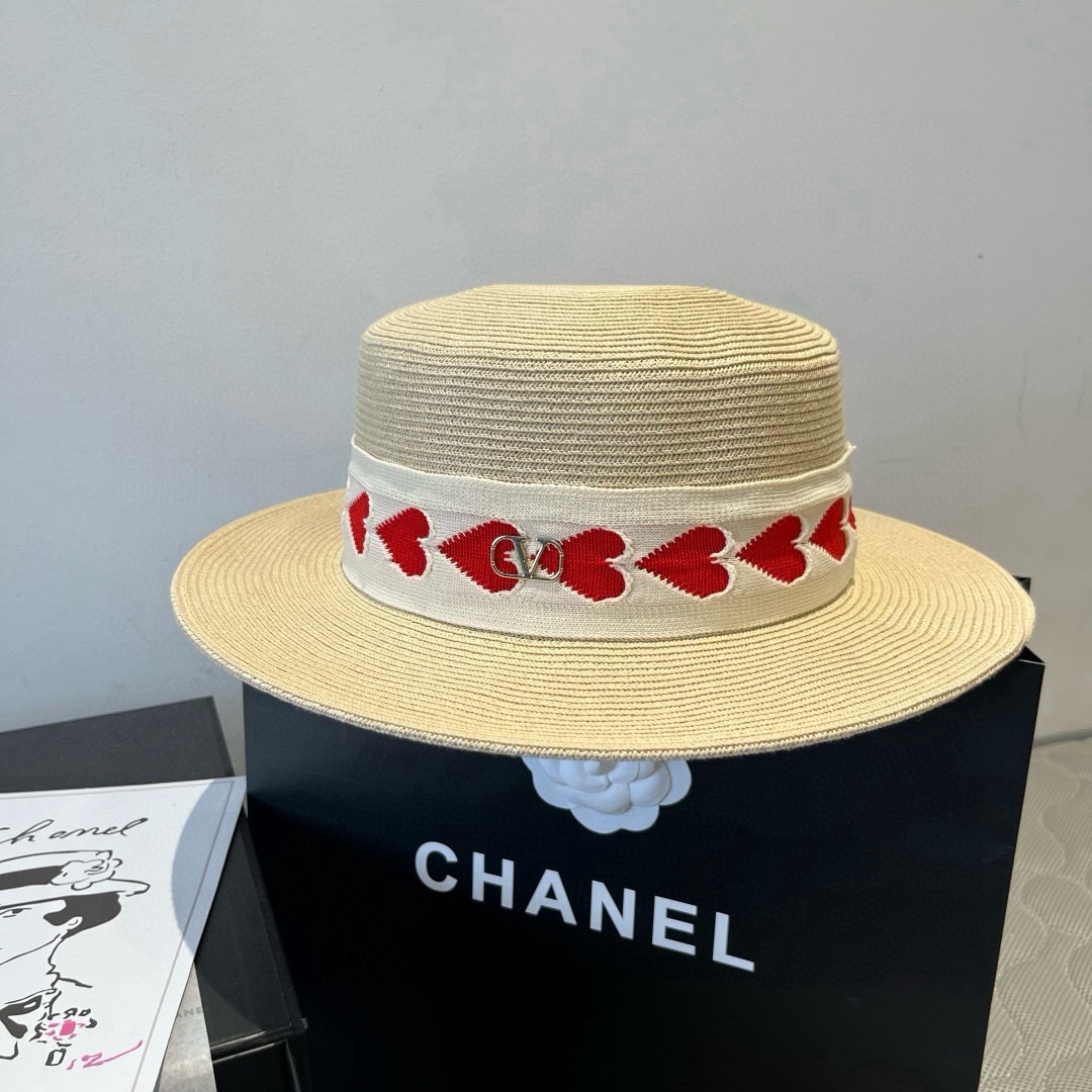 NO:362383,Valentino new flat top sun hat, sun straw hat, head circumference 57cm hat, straw hat, fisherman hat, baseball hat, knit hat, hat, valentino, espadrilles, hats华伦天奴新款平顶遮阳帽,遮阳草帽,头围57cm帽子草帽渔夫帽棒球帽针织帽,帽子,valentino,espadrilles,hats,hat