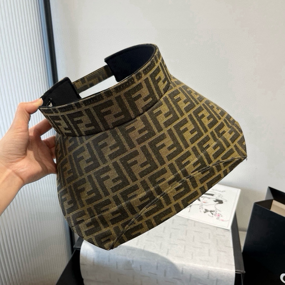 🆕

FD芬迪空顶鸭舌帽，遮阳帽，鸭舌帽，原单品质