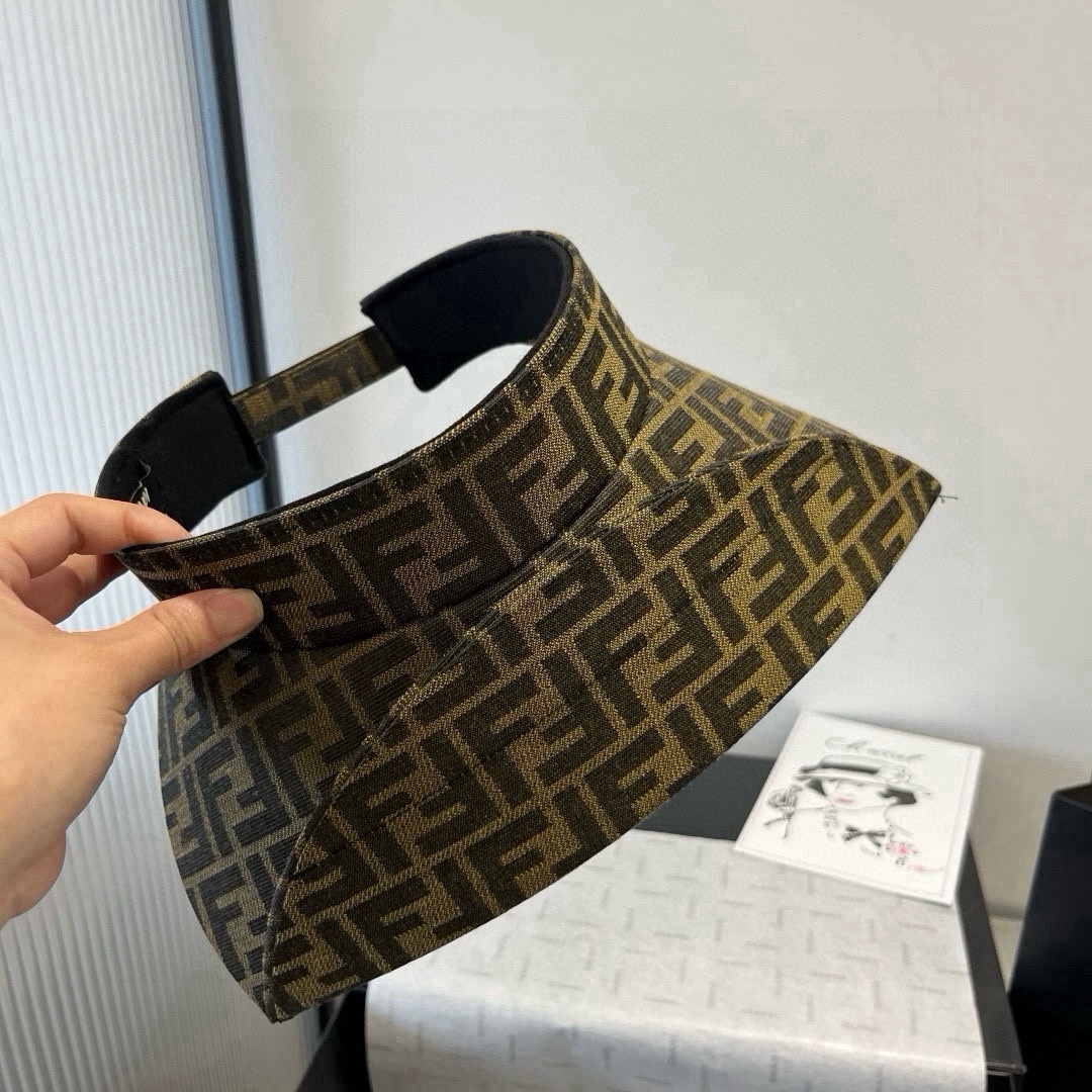 🆕

FD芬迪空顶鸭舌帽，遮阳帽，鸭舌帽，原单品质