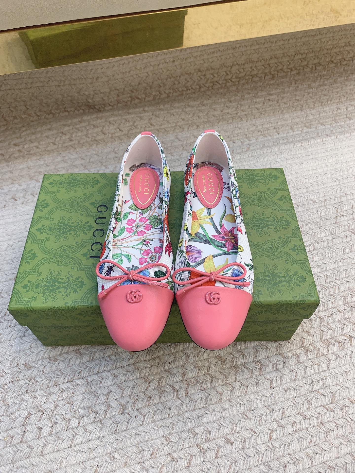 Title: New Gucci Ballet Shoes with Sheepskin and Real Leather Bottom Summary: Gucci’s latest ballet shoes feature premium sheepskin, real leather bottom, and sizes 35-39.