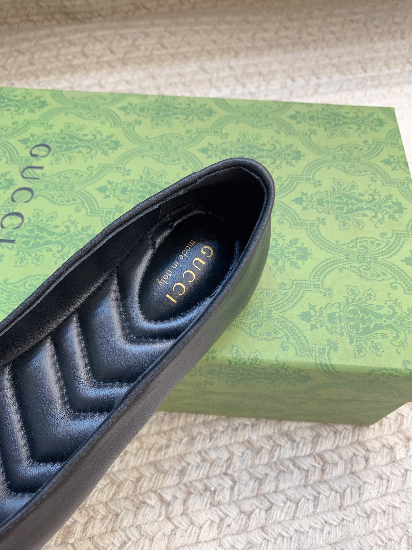 Title: High-Quality Gucci Flat-Ballet Shoes in Sheepskin and Leather, Sizes 35-39, Code Exclusions 34, 40, 41. - 图片 5