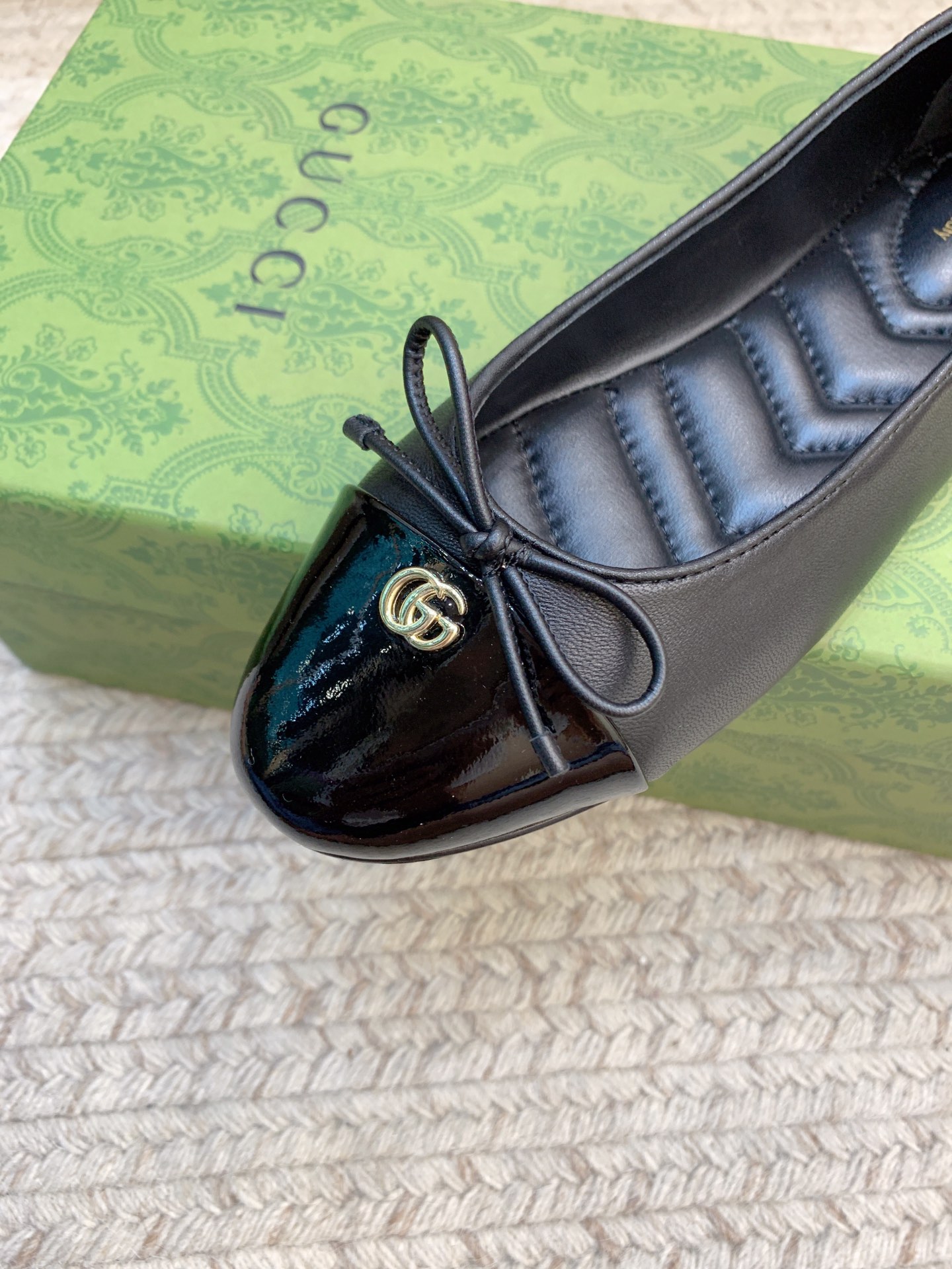 Title: High-Quality Gucci Flat-Ballet Shoes in Sheepskin and Leather, Sizes 35-39, Code Exclusions 34, 40, 41. - 图片 4